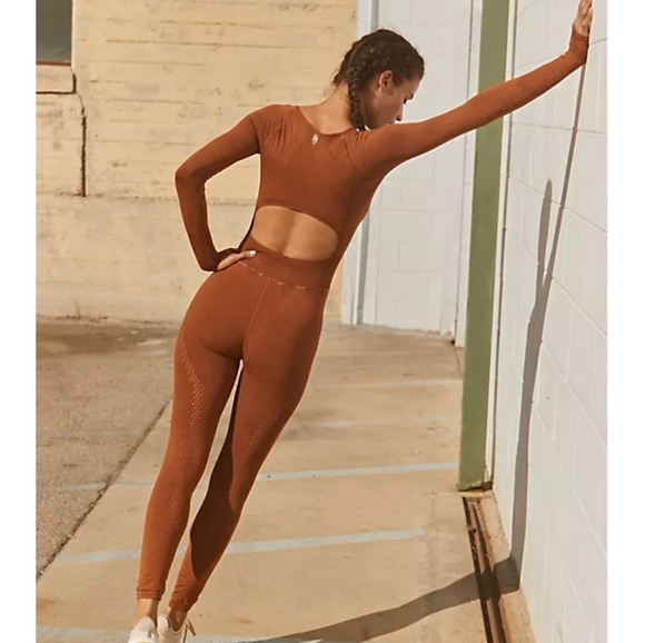 Free People Pants - 🍂NWT Free People Movement yoga bodysuit